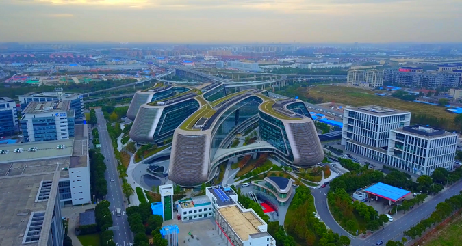 Headquarters economy drives Changning district's development in Shanghai