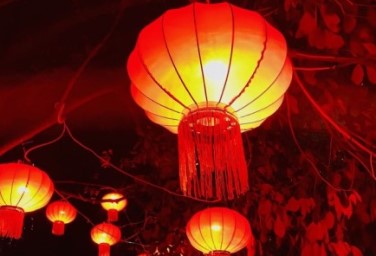 Guangyuan lights up, welcomes the Spring Festival