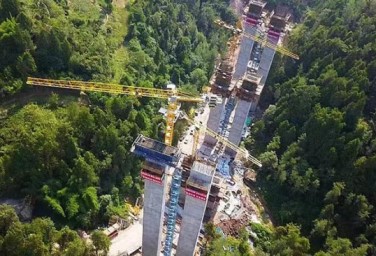 Construction of Qiaohe Grand Bridge in full swing