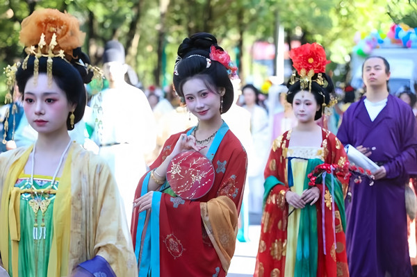 2025 Guangyuan Daughters' Festival kicked off