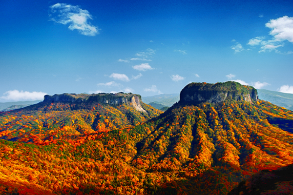 Ultimate autumn viewing guide in Yanjing River Gorge