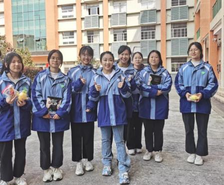 Winter Olympic Gold medalist visits Spring Bud girls in Jiangxi