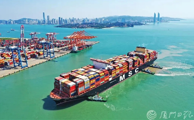 Xiamen Port to commence channel dredging project in 2022