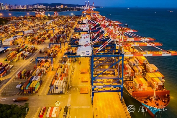 Xiamen import, export volume hits 524.01b yuan in Jan-July