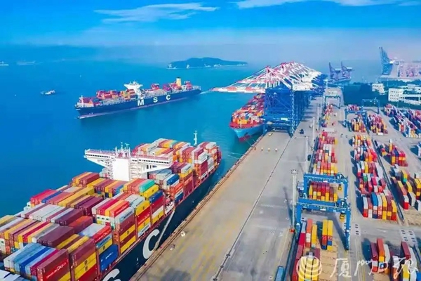 Xiamen Port enjoys long-lasting boom