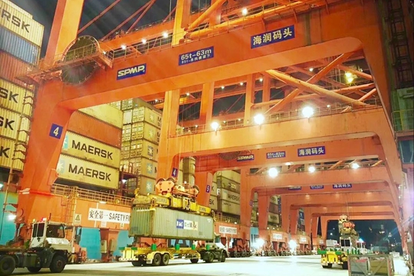 Xiamen strives to build world-class port