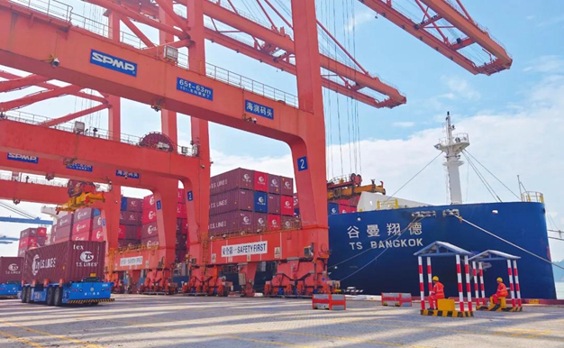 Xiamen Port adds new direct route to West America