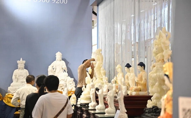 Experience eastern elegance at Xiamen Buddha and tea fairs 