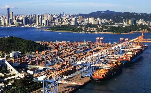 Xiamen charts new course in commerce development for 2025