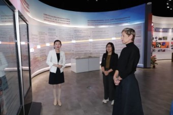 Colombia's first lady visits Tianjin’s Luban Workshop museum 