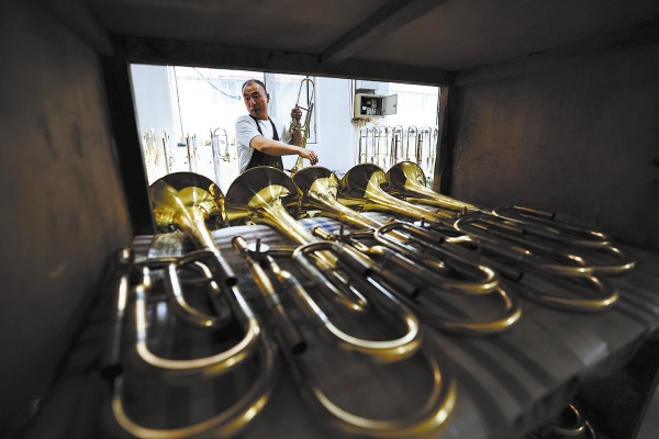 Tianjin town is top in trumpets