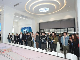 Intl media tour highlights Tianjin's innovation, culture