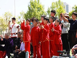 Xiqing holds traditional wushu performances