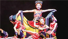 Xiamen art troupe enchants national stage