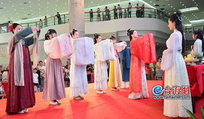 Qixi cultural festival kicks off in Xiamen