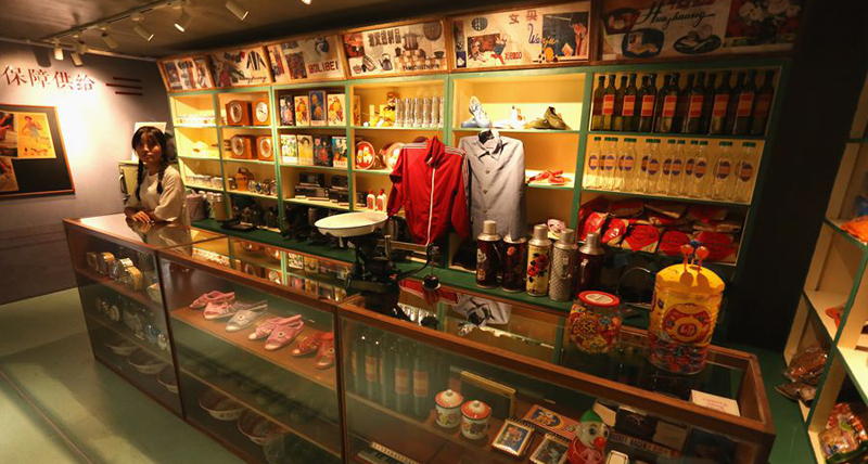 Expo showcases old everyday objects in Xiamen 