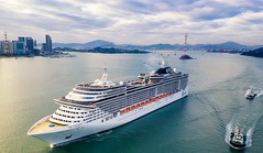 Cruise ship MSC Splendida arrives in Xiamen