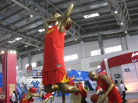 1494816449350019278.jpg qw1.jpg