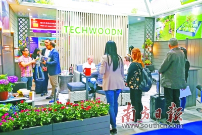 1523957971898048111.jpg wood.jpg