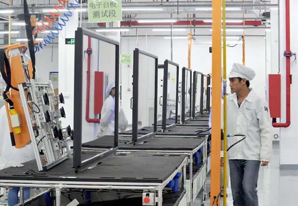 1534728392156095540.jpg fox.jpg