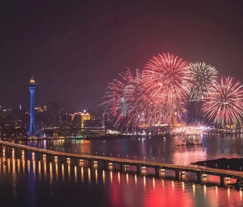 Fireworks contest to illuminate night sky over Macao, Zhuhai