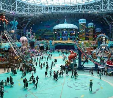 World's largest aquarium window in Chimelong to meet the public