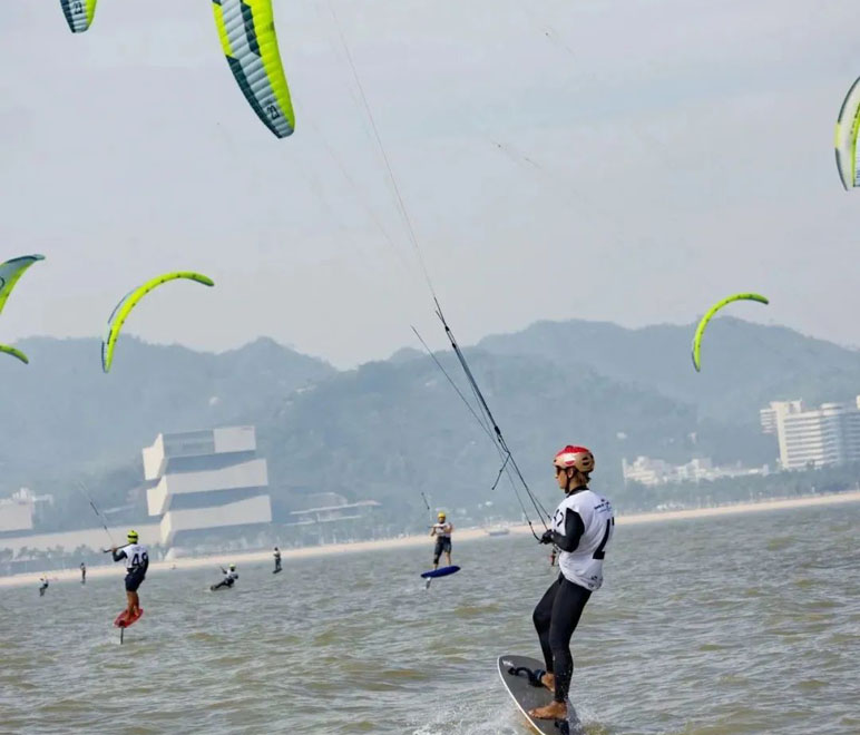 Kitefoil final makes a splash in Xiangzhou