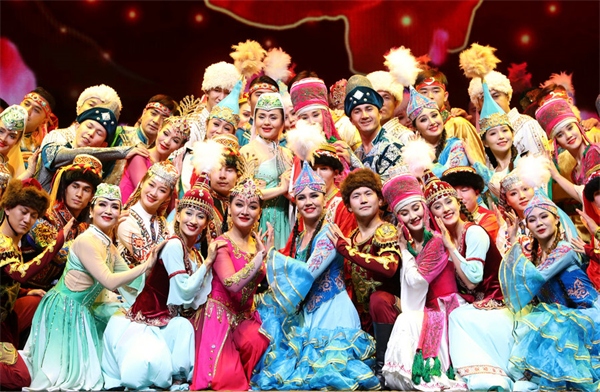 Xinjiang dance festival opens