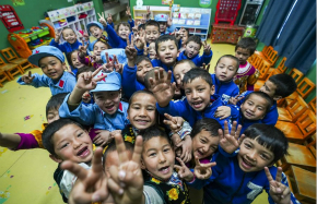 Xinjiang invests heavily to ensure fair, quality compulsory education: official