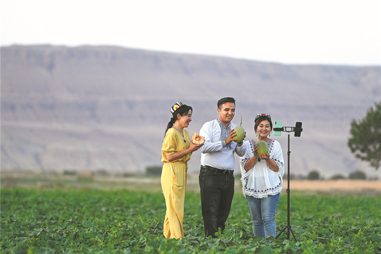 Development boosts Xinjiang's business edge
