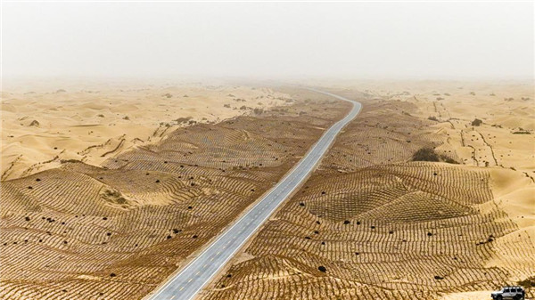 Desert highway in southern Xinjiang opens