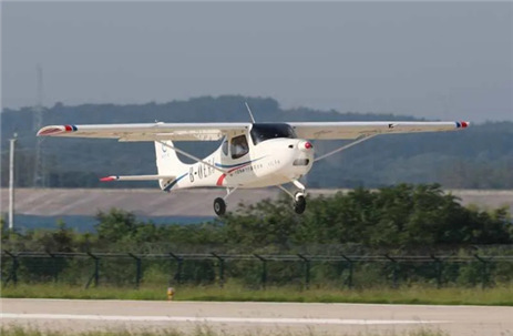 Zhuhai-made light sport aircraft takes off in Hubei 
