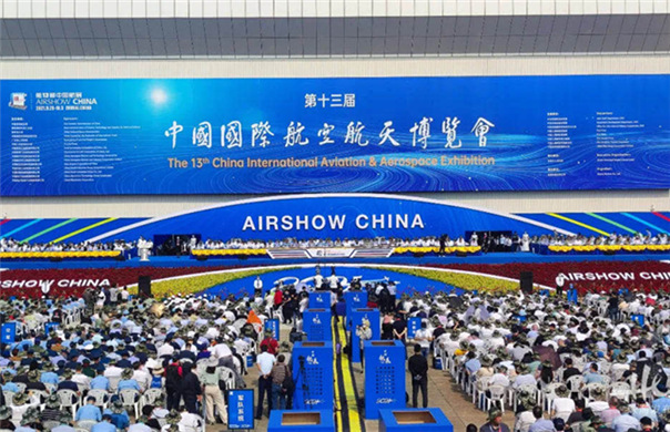 13th Airshow China kicks off in Zhuhai