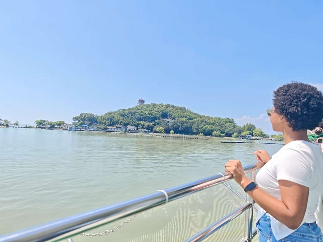 1758271851698036748.jpg 1758208553893.jpg