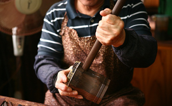Traditional musical instrument resonates cultural depth of Wuxi