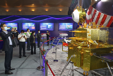 Wuxi exhibition highlights lunar and deep-sea exploration