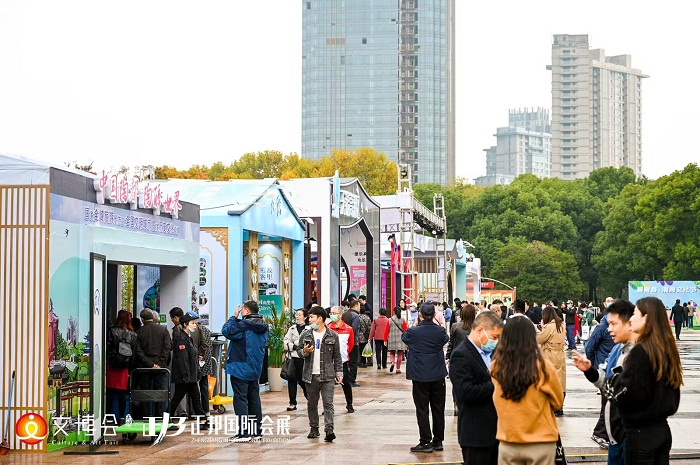 Wuxi hosts fair to boost local culture, art industries