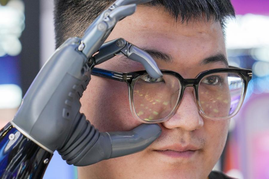 1766975902587096480.jpg 39.jpg