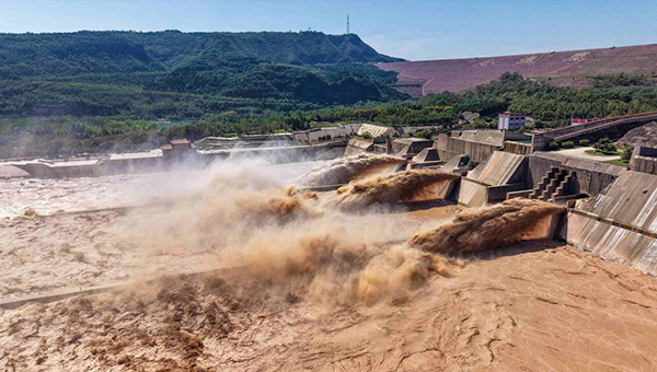 Harnessing power of water and sand: China's wisdom in managing Yellow River