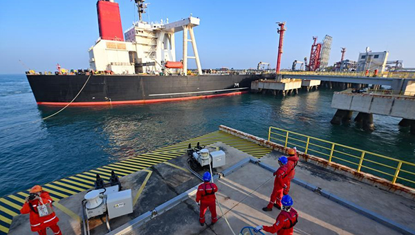 China turns Hainan Island into special customs supervision zone in opening-up drive