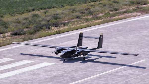 Unmanned transport plane makes maiden flight in Shaanxi