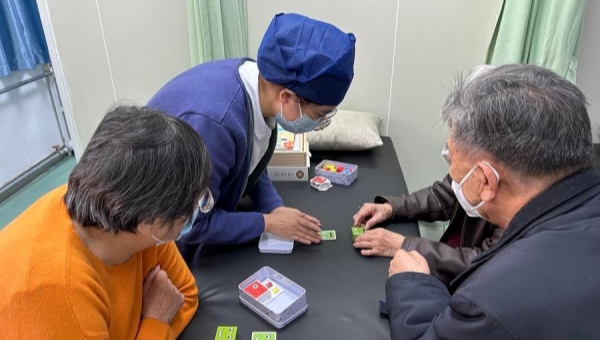 Community memory clinics help aging minds stay connected