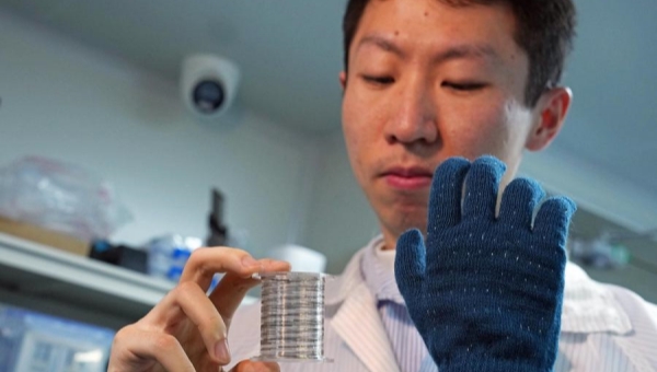 Computing power woven into hair-thin fibers, paving way for smart clothes, brain implants