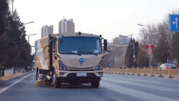 Autonomous driving technology empowers urban sanitation