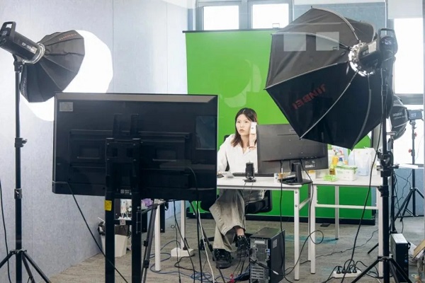 1765161999293097639.jpeg imgi_12_640.jpeg