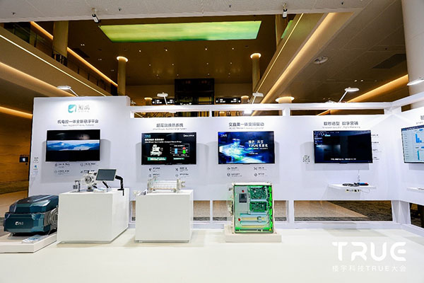 1750213939541045152.jpg 21.jpg