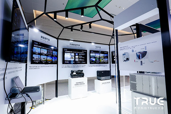 1750213999965021897.jpg 26.jpg