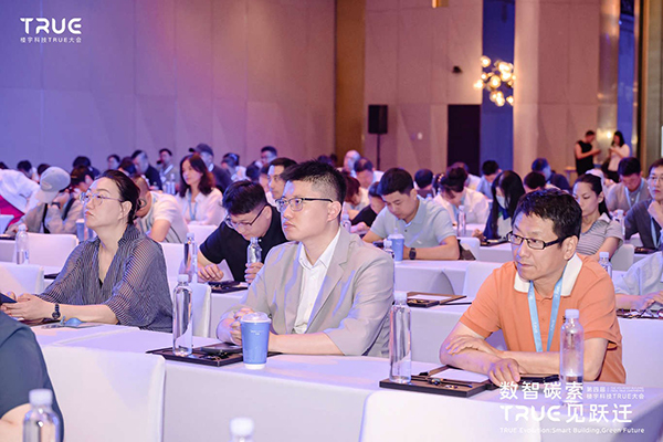 1751855788882092863.jpg 13.jpg