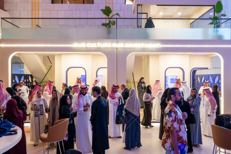 1761794480917060618.jpg MAY_5729.jpg