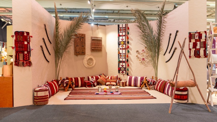 1761794900330042850.jpg 沙特特色休息区域.jpg